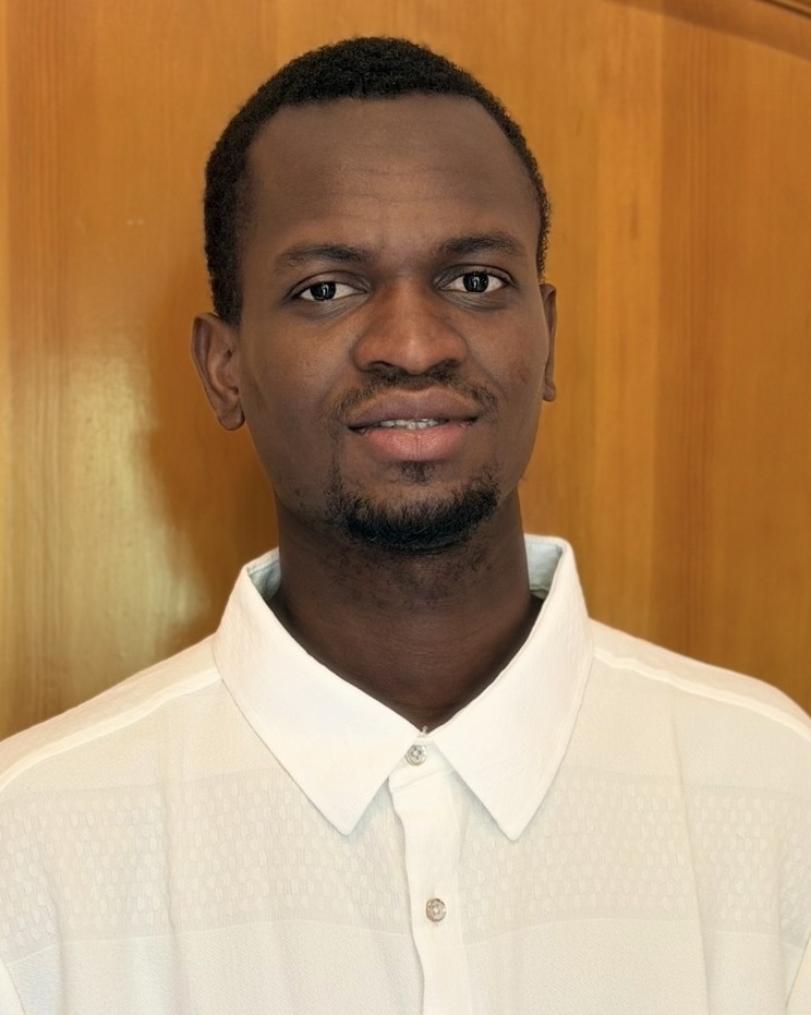 Portrait de Serigne, fondateur de CREAVELIA